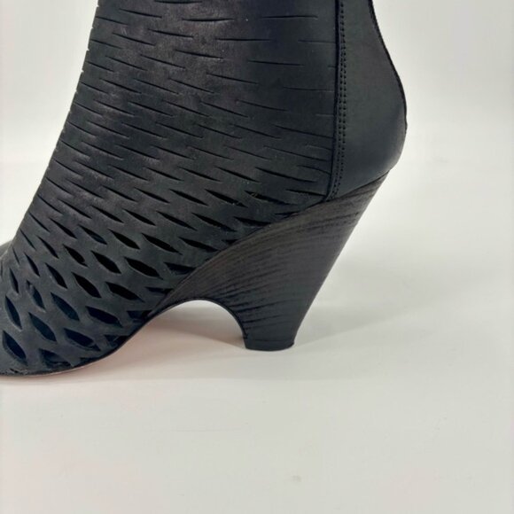 Elena Iachi Black Leather Woven Ankle Boots Size 39 US 9 - Picture 8 of 13